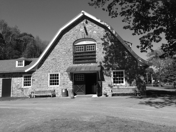 B&W Barn 3