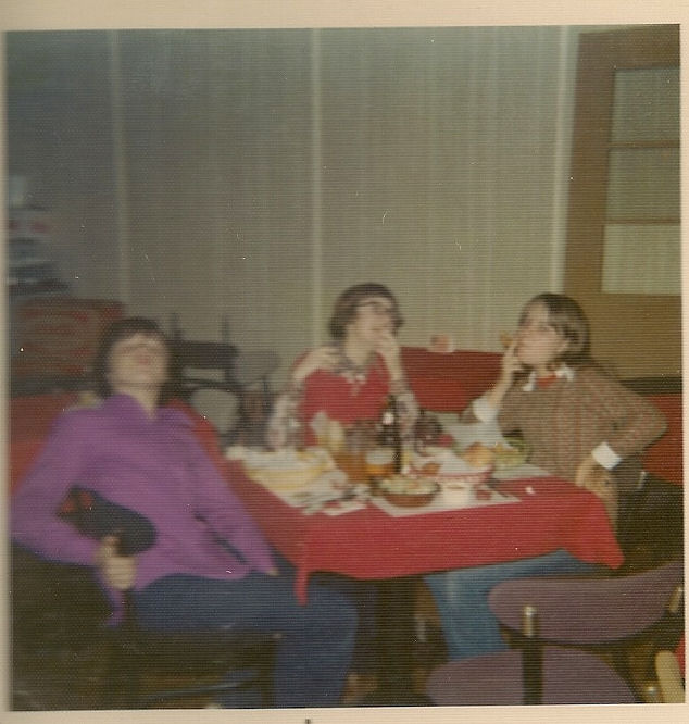 Kevin_Sharon_Kim_1973_Smoking Shrimp