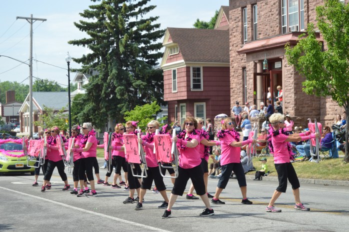 Kendall Lawn Chair Ladies