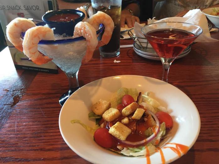 100716_salad-shrimp-and-a-cosmo