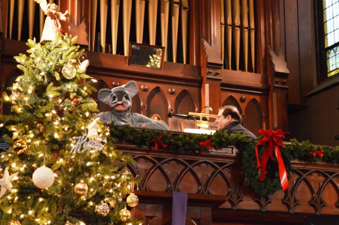 120416_a-museum-mouse-in-the-organ-loft-oh-my